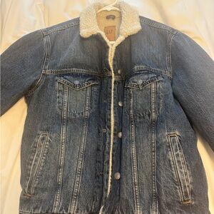 GAP Men's Dark Blue Denim Jacket with Sherpa Collar